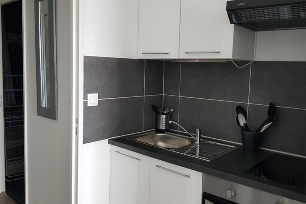 Beau Studio Renove 30M2 Balcon Vue Paris+Parking Daire Dış mekan fotoğraf