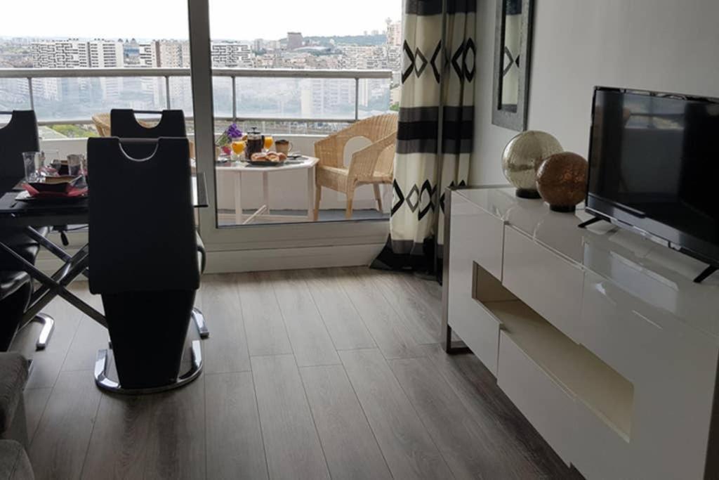 Beau Studio Renove 30M2 Balcon Vue Paris+Parking Daire Dış mekan fotoğraf